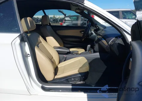 2011 BMW 128I z USA, uszkodzony, nr VIN WBAUN1C54BVH83118